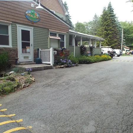 Hemlock Campground And Cottages-3